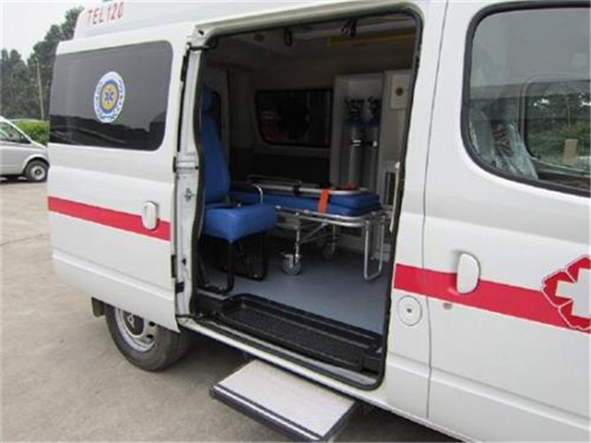 吉首救护车出租服务案例7